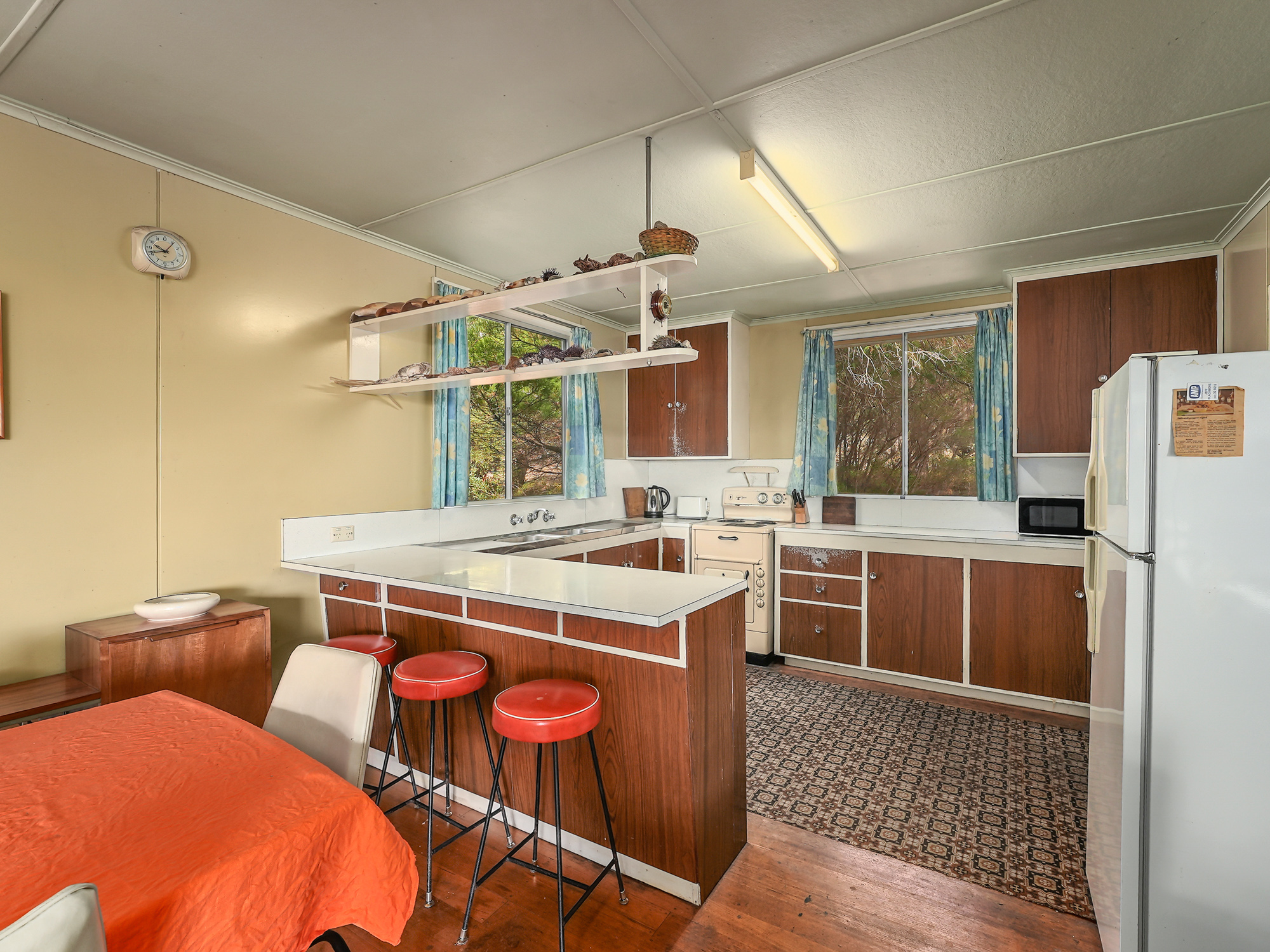 419 - 421 Freycinet Drive, COLES BAY TAS 7215, Coles Bay - Thumbnail 6