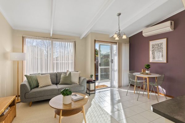 3/16 Jermyn Street, ULVERSTONE, TAS 7315
