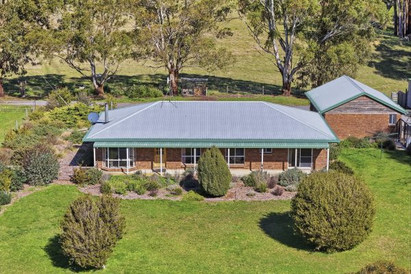 425 Union Bridge Road, MOLE CREEK, TAS 7304