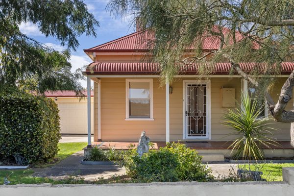 9 Clara Street, WEST ULVERSTONE, TAS 7315