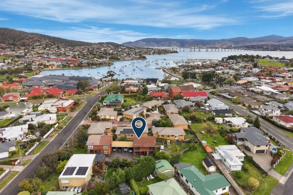 3/14 Milford Street, LINDISFARNE, TAS 7015